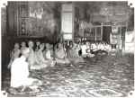  6 Oktober 1952 : Saat Yang dipermulikan sebagai Bhikkhu Sobhanaganabhorn mewakili Sangha Thailand pada peringatan Relic Buddha dari India di Phnom Penh, Komboja