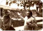  20 Desember 1970 : Yang dipermuliakan mengunjungi tempat suci buddhis di India.